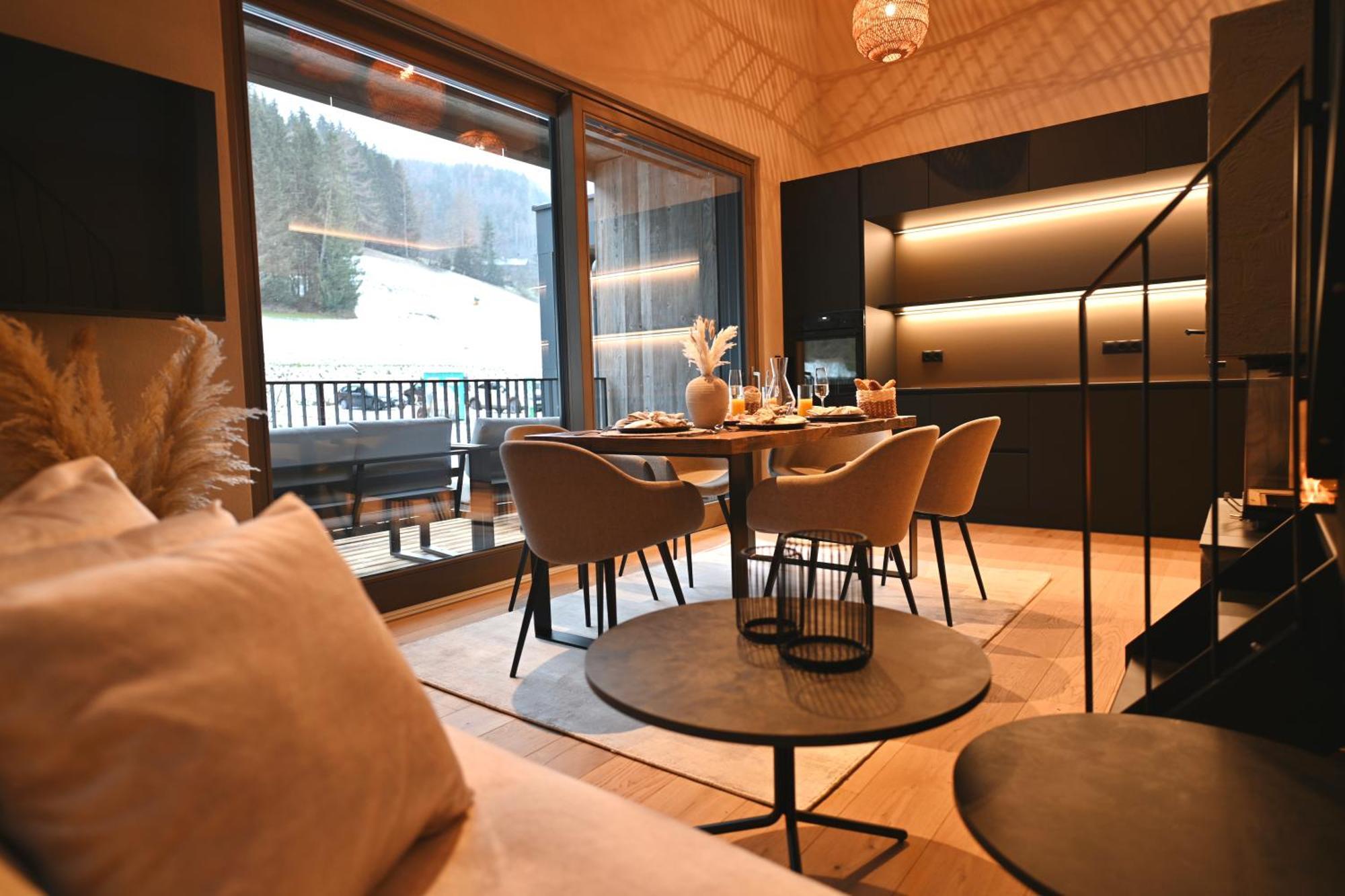 Aloha Suites - Alpin Lodge Haus Haus im Ennstal Exteriör bild
